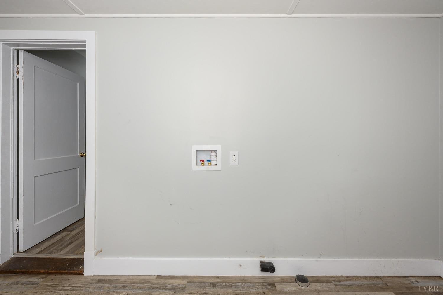2702 Dearing Ford Road Altavista, VA 24517 - Photo 17 of 32 Gallery Image 17