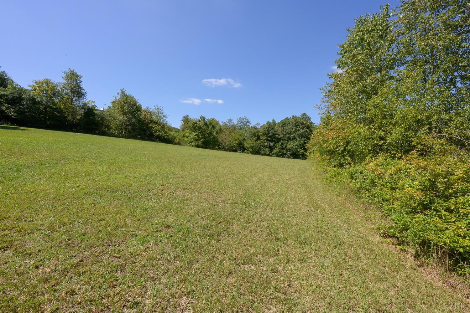 2702 Dearing Ford Road Altavista, VA 24517 - Photo 30 of 32 Gallery Image 30