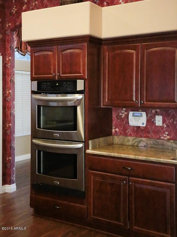 2159 East Victor Road Gilbert, AZ 85296 - Photo 5 of 47 kitchen 3