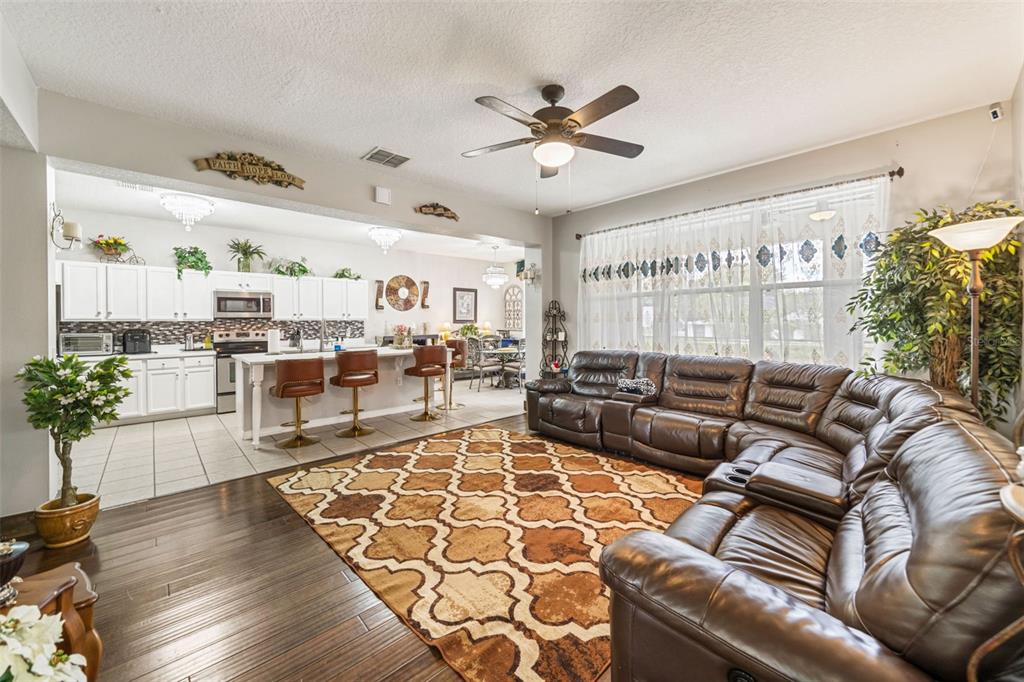 1704 Pine Ridge Drive Davenport, FL 33896 - Photo 11 of 21