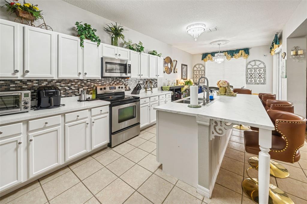 1704 Pine Ridge Drive Davenport, FL 33896 - Photo 5 of 21