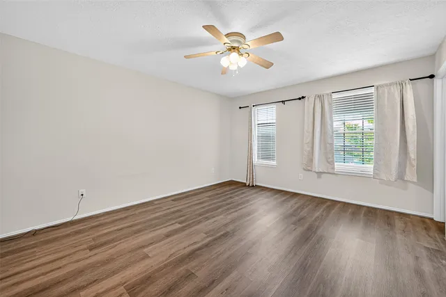 $1,850 | 11902 Rolling Stream Drive, Tomball, TX 77375