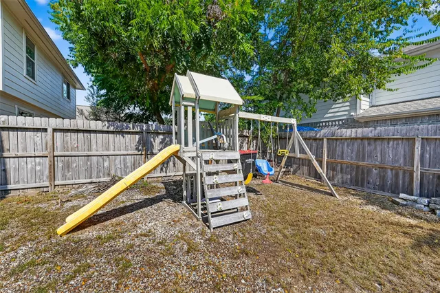 $1,850 | 11902 Rolling Stream Drive, Tomball, TX 77375