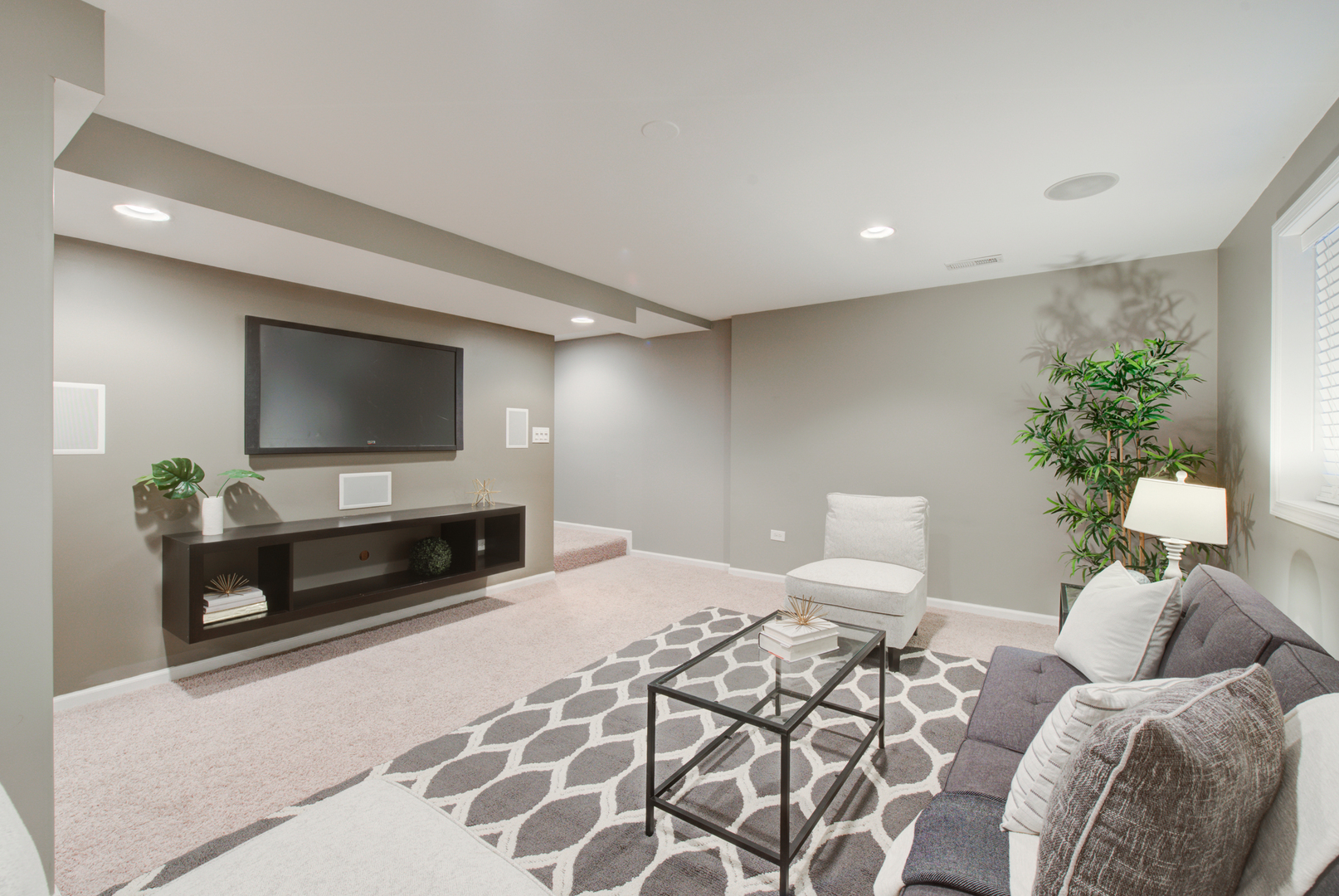 988 Oak Ridge Boulevard Elgin, IL 60120 - Photo 27 of 34 a bedroom with a bed and a flat screen tv