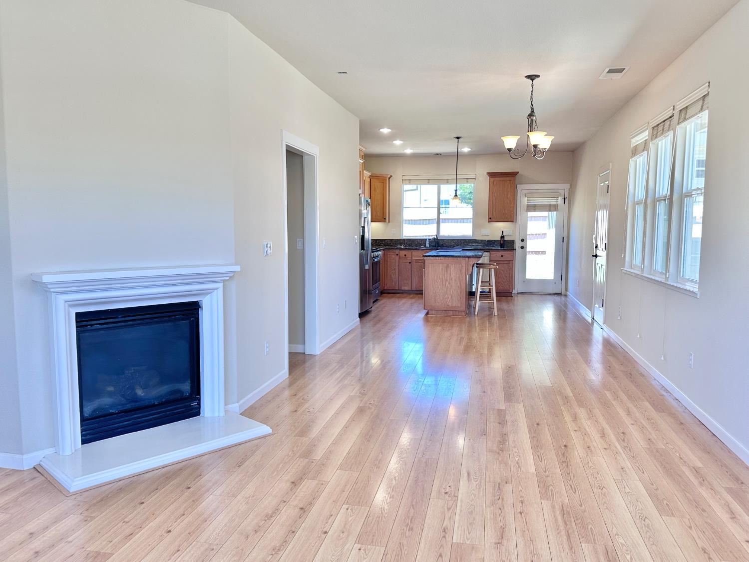 258 Cottage Circle Murphys, CA 95247 - Photo 7 of 28