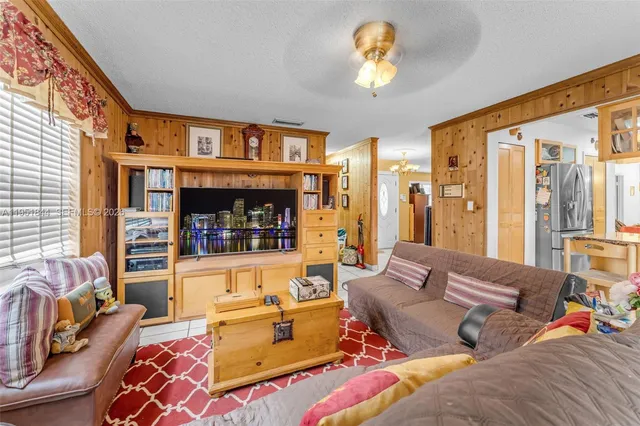 $949,500 | 1232 Southwest 132nd Court, Miami, FL 33184