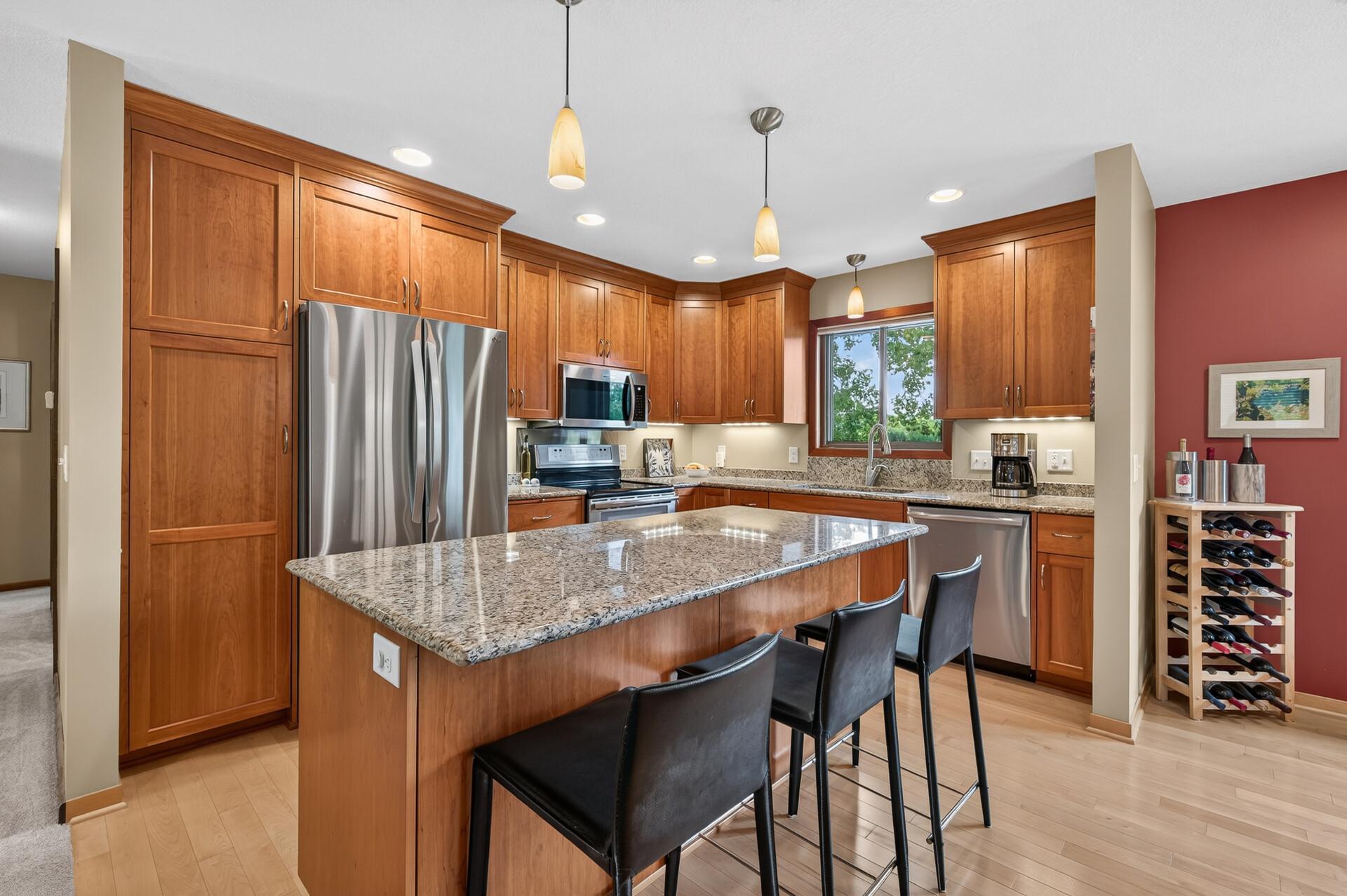 7183 Birchview Road Maple Grove, MN 55369 - Photo 6 of 37