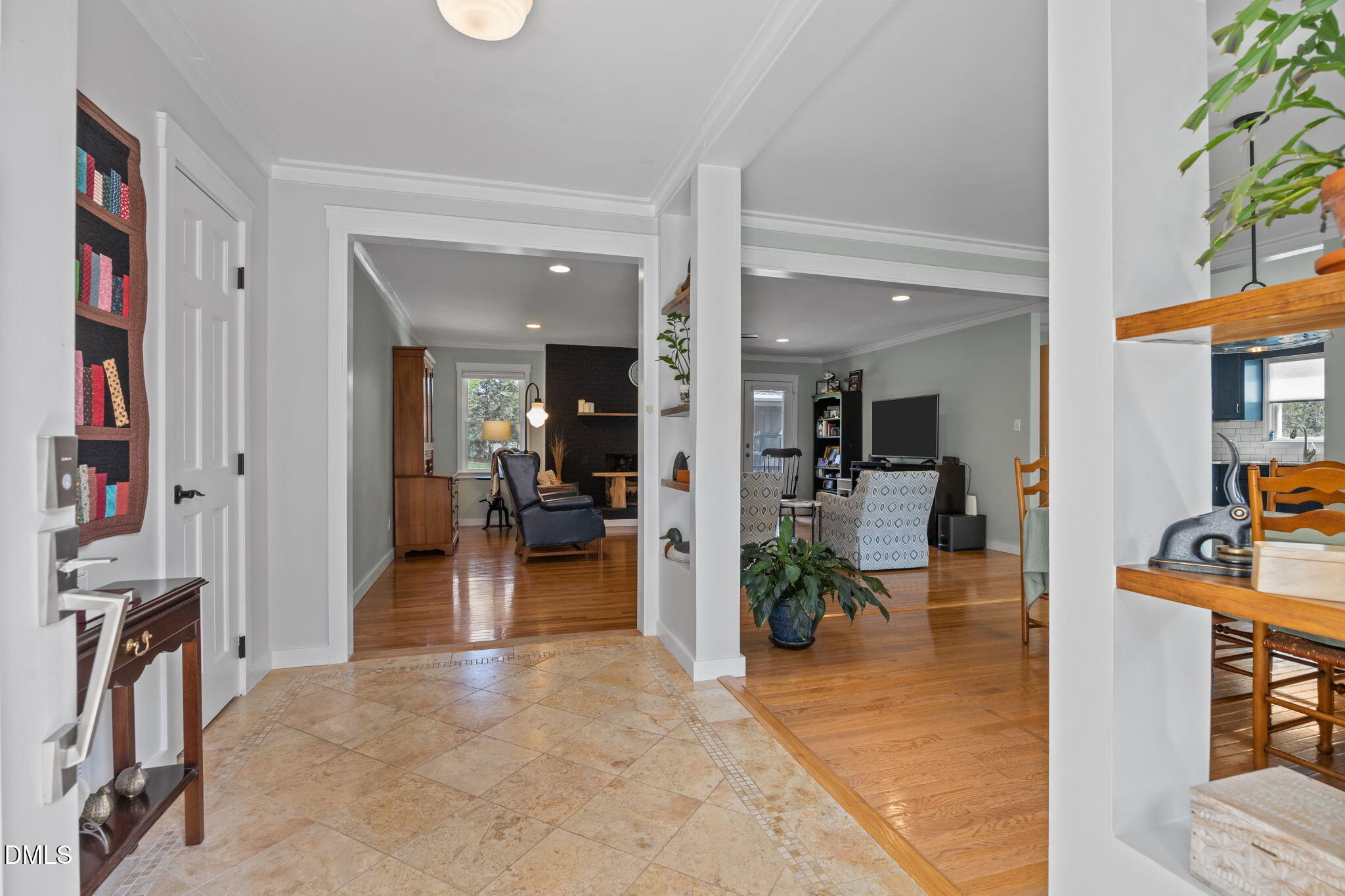 6016 Brass Lantern Court Raleigh, NC 27606 - Photo 6 of 34 29-web-or-mls-IMG_2296