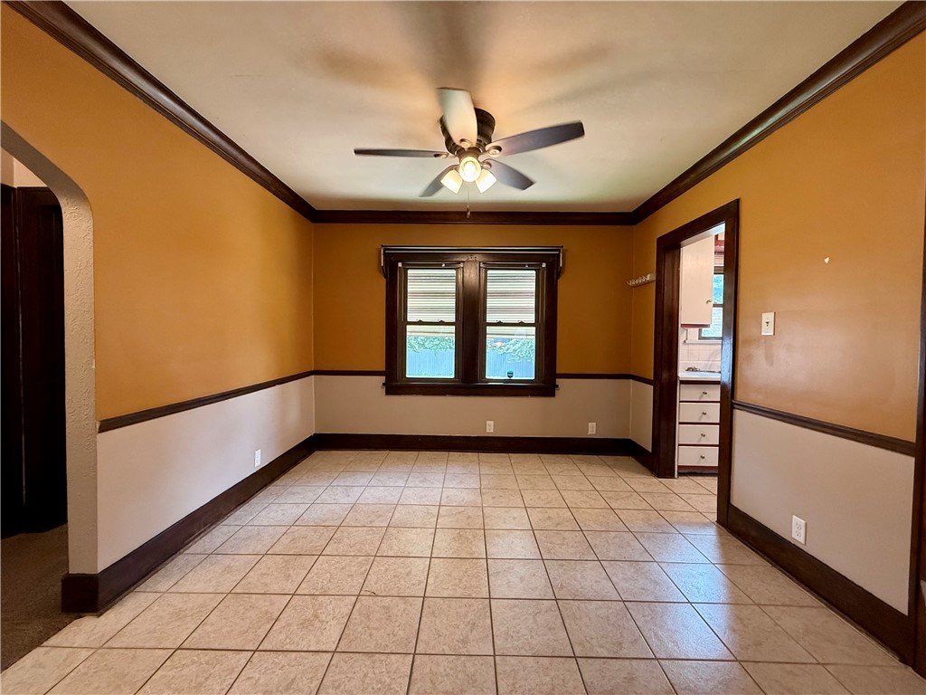 245 East Pierson Avenue Decatur, IL 62526 - Photo 5 of 27