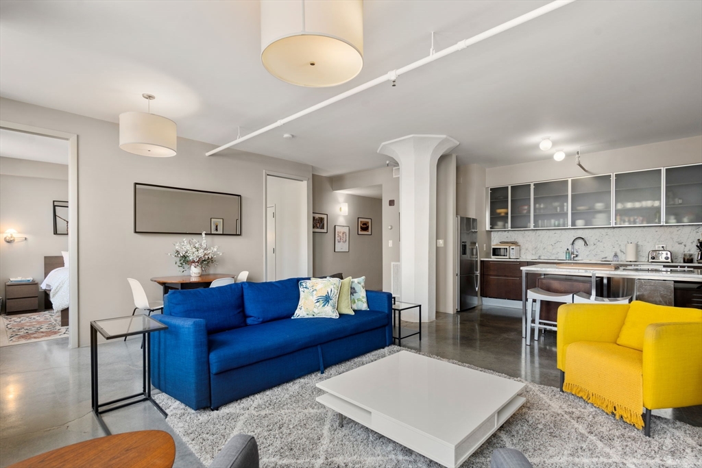 453 Washington Street, Unit 7E Boston, MA 02111 - Photo 6 of 18