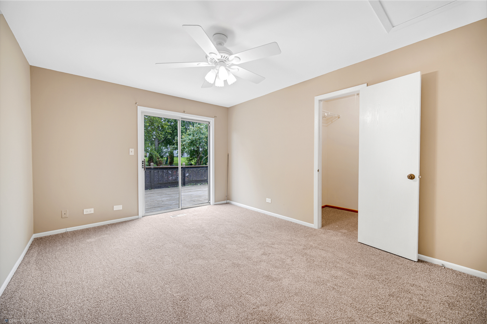 1893 Appaloosa Drive Naperville, IL 60565 - Photo 12 of 21