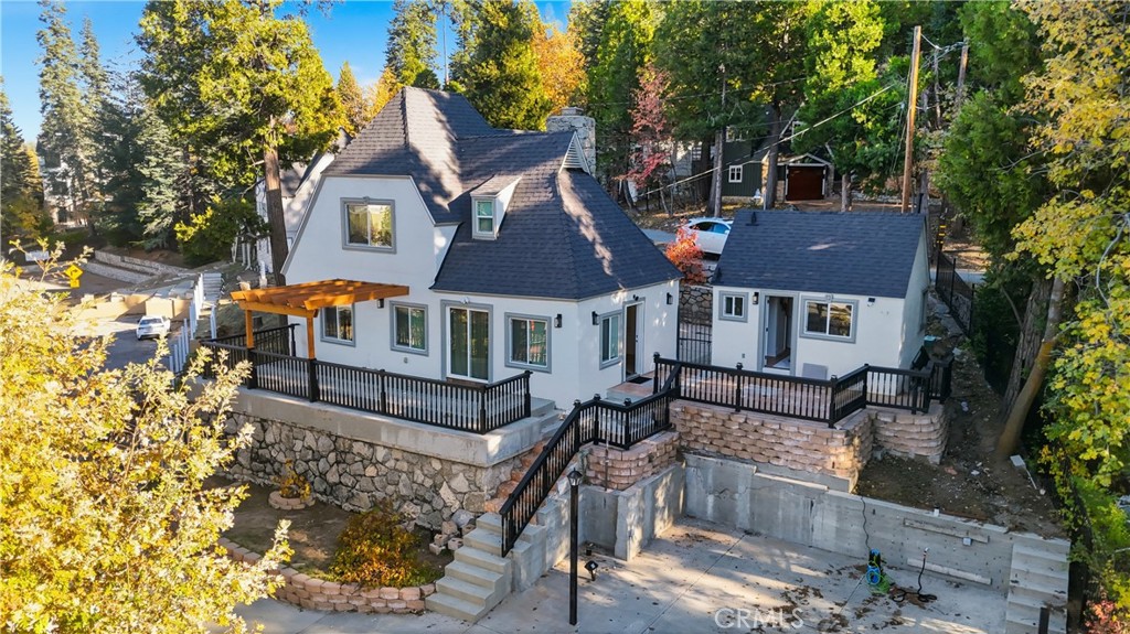 27981 Lakes Edge Road Lake Arrowhead, CA 92352 - Photo 2 of 64