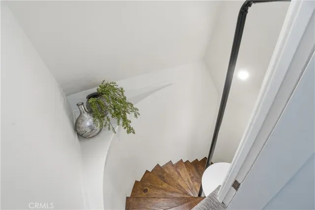 $980,880 | 27981 Lakes Edge Road, Lake Arrowhead, CA 92352