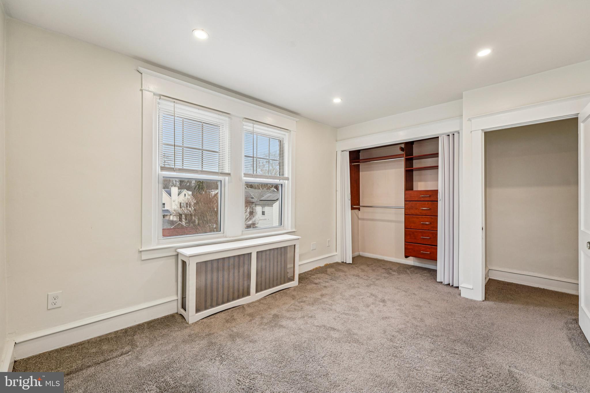 19 Wayne Avenue Springfield, PA 19064 - Photo 20 of 56 an empty room with windows and closet