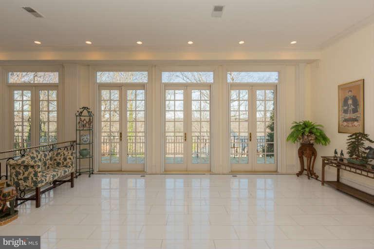 626 Chain Bridge Road McLean, VA 22101 - Photo 11 of 30 a view of an empty room with a window