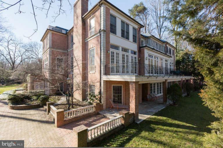 626 Chain Bridge Road McLean, VA 22101 - Photo 29 of 30 a view of a building with many windows