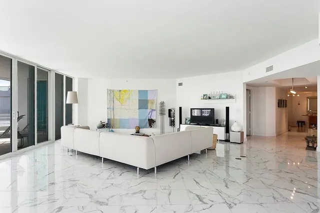 $1,800,000 | 1700 South Ocean Boulevard, Unit 6C, Lauderdale-by-the-Sea, FL 33062