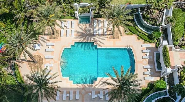 $1,800,000 | 1700 South Ocean Boulevard, Unit 6C, Lauderdale-by-the-Sea, FL 33062