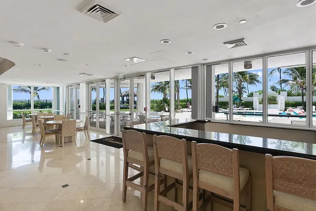$1,800,000 | 1700 South Ocean Boulevard, Unit 6C, Lauderdale-by-the-Sea, FL 33062