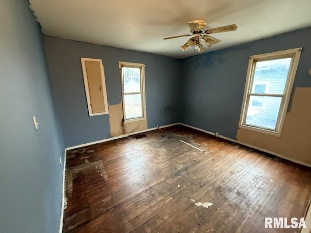 1306 Lake Street Kewanee, IL 61443 - Photo 13 of 22