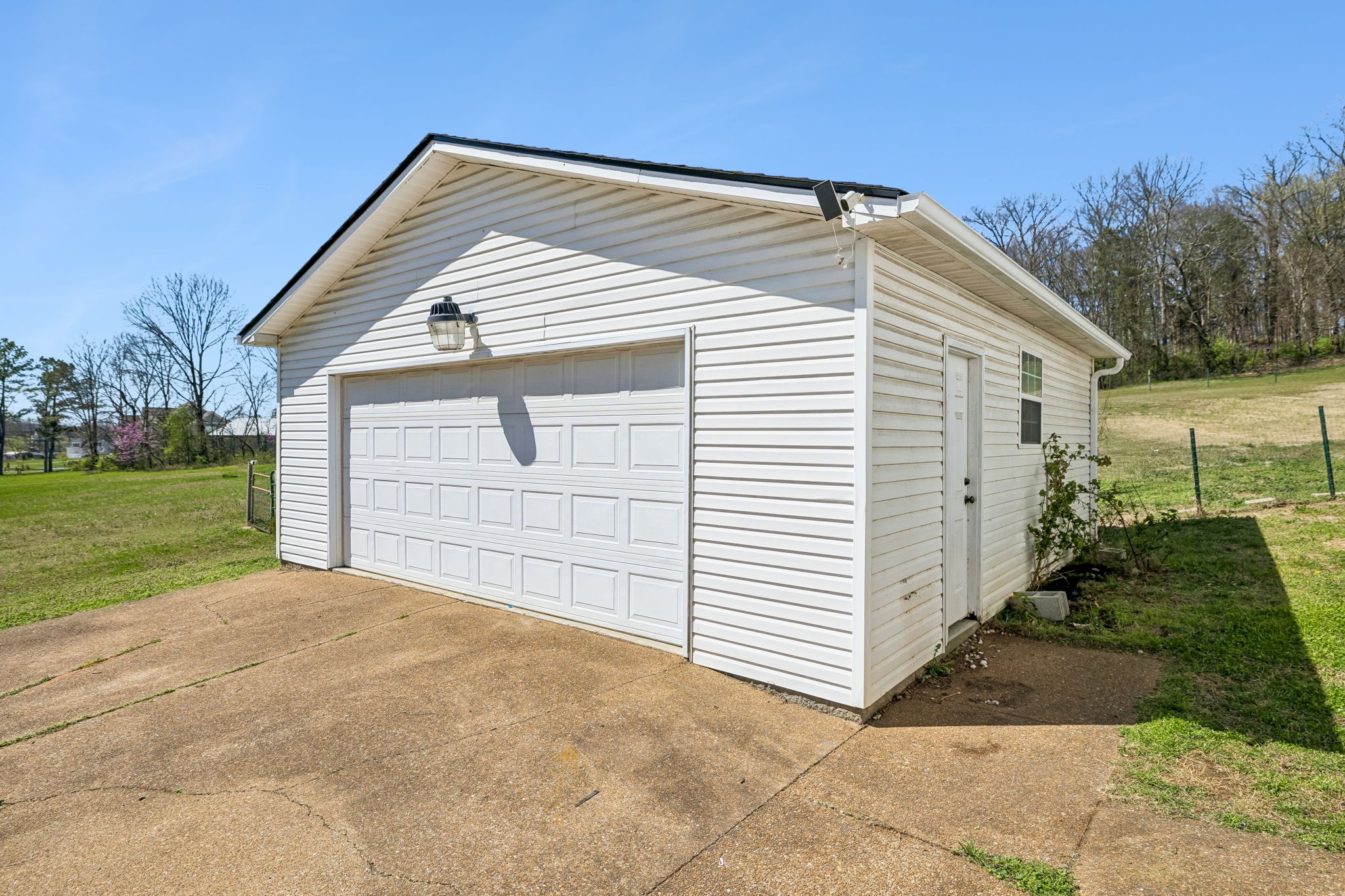 1245 Cliff Amos Road Spring Hill, TN 37174 - Photo 4 of 41 a view of a house with a yard
