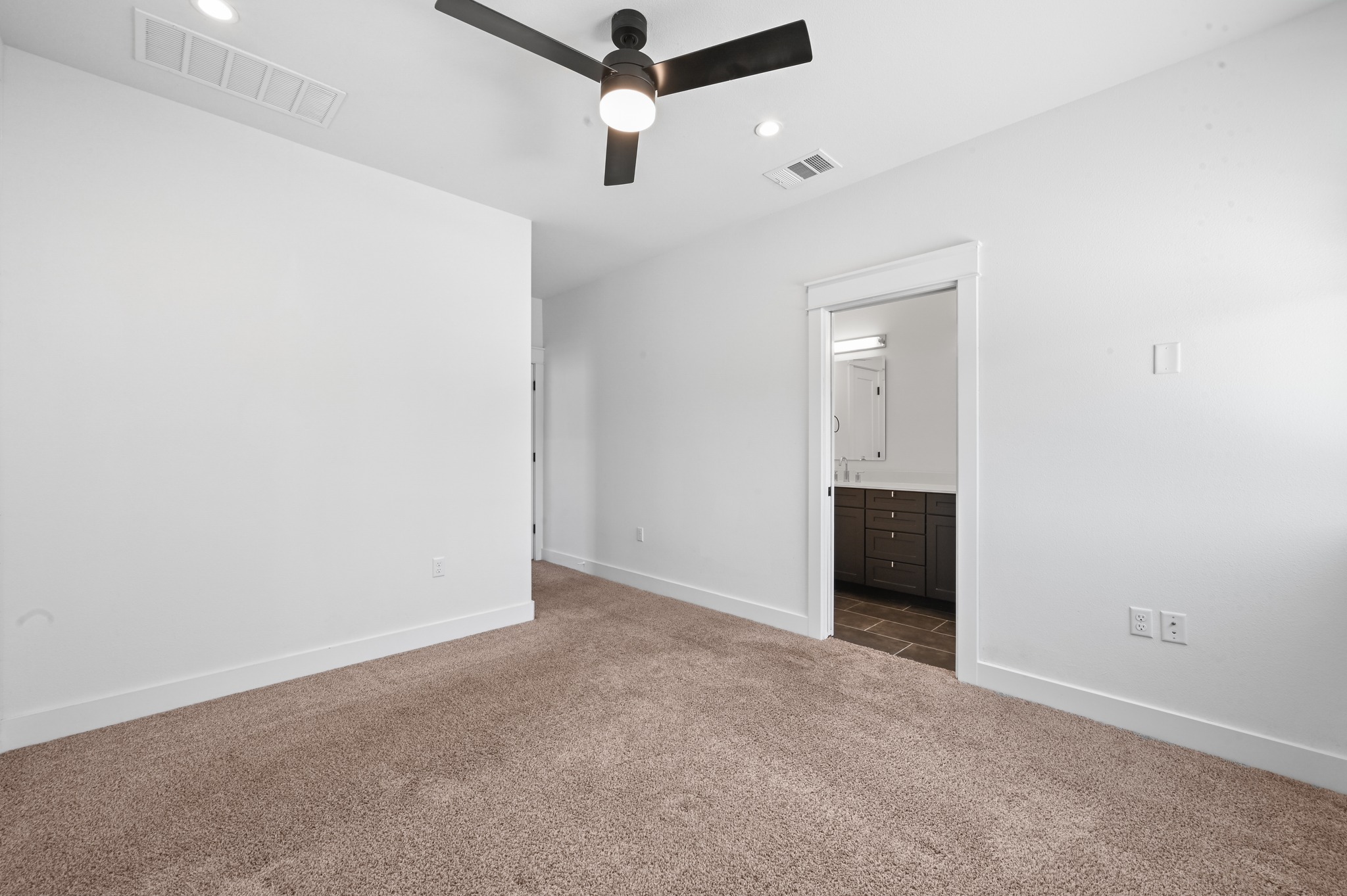 1409 Casey Street, Unit B Austin, TX 78704 - Photo 14 of 27