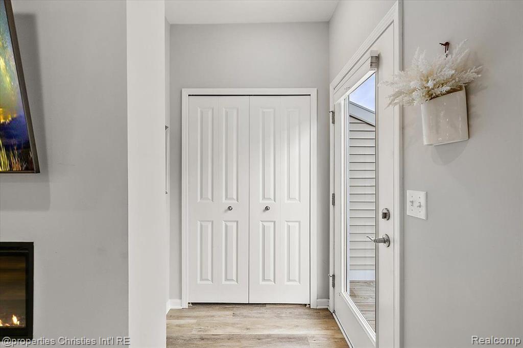 2500 Normandy Road, Unit 50 Royal Oak, MI 48073 - Photo 17 of 39