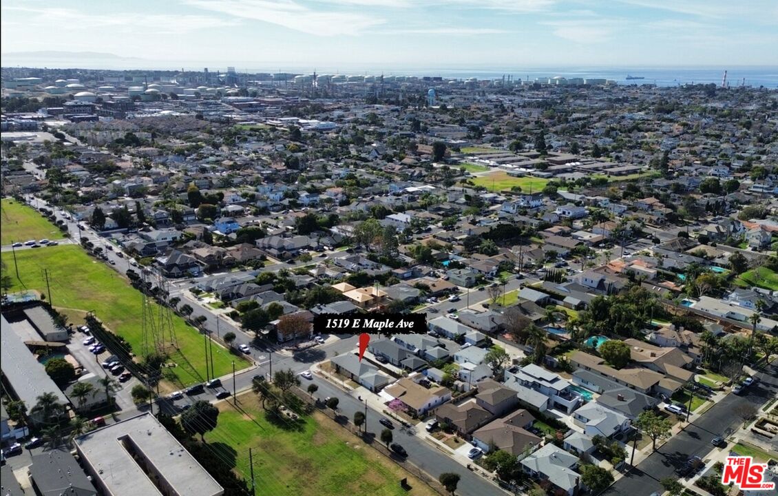 1519 East Maple Avenue El Segundo, CA 90245 - Photo 2 of 9