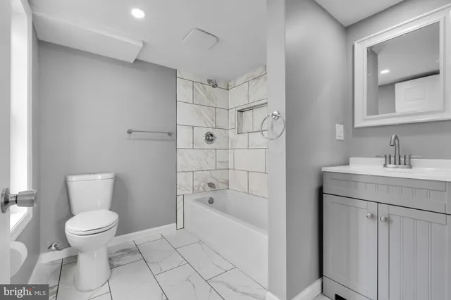 $239,900 | 500 Pine Street, Tamaqua, PA 18252