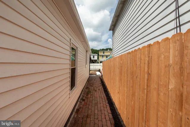 $239,900 | 500 Pine Street, Tamaqua, PA 18252