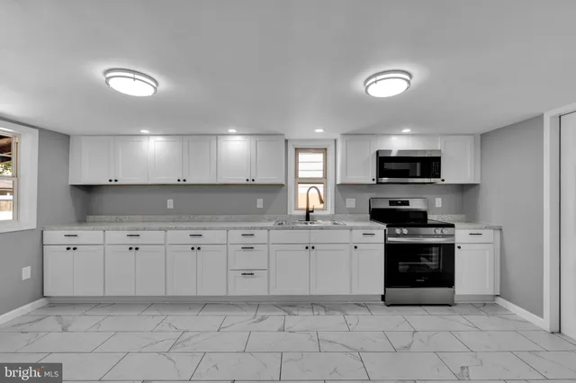 $239,900 | 500 Pine Street, Tamaqua, PA 18252