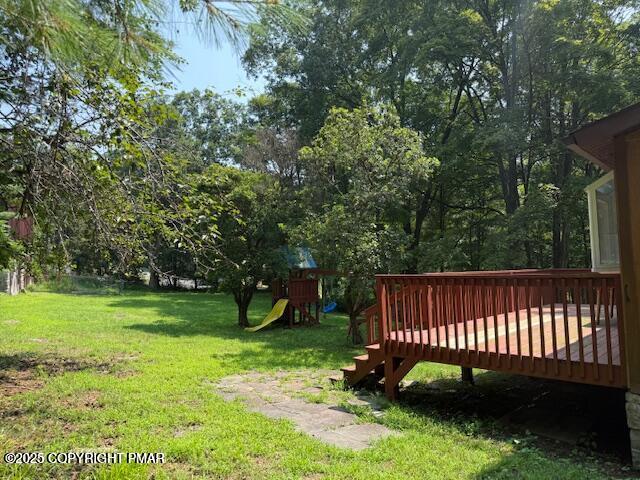 130 Donaldson Road Cresco, PA 18326 - Photo 5 of 17 Decking
