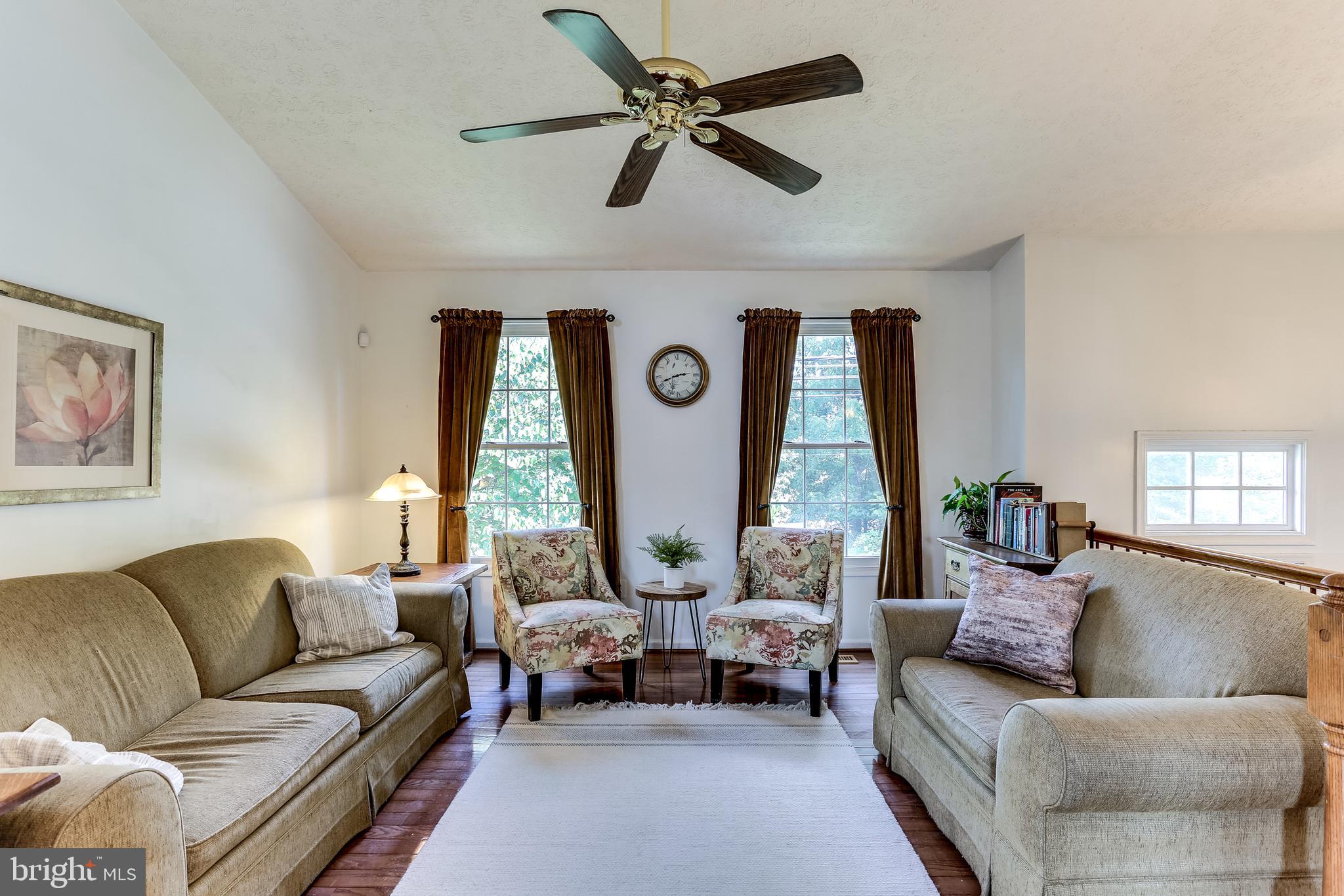 310 Kendigs Mill Road Owings Mills, MD 21117 - Photo 5 of 34 LIVING ROOM