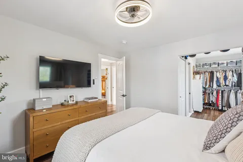 $600,000 | 810 West Collings Avenue, Collingswood, NJ 08107