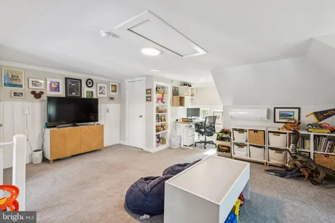 $600,000 | 810 West Collings Avenue, Collingswood, NJ 08107