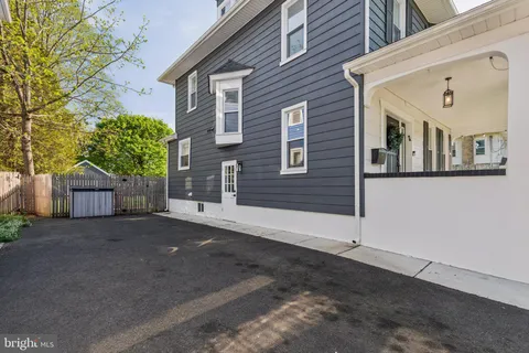 $600,000 | 810 West Collings Avenue, Collingswood, NJ 08107