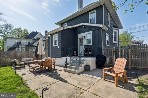 $600,000 | 810 West Collings Avenue, Collingswood, NJ 08107
