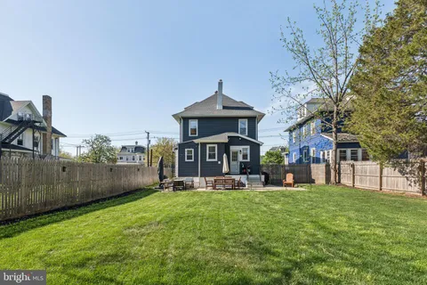 $600,000 | 810 West Collings Avenue, Collingswood, NJ 08107