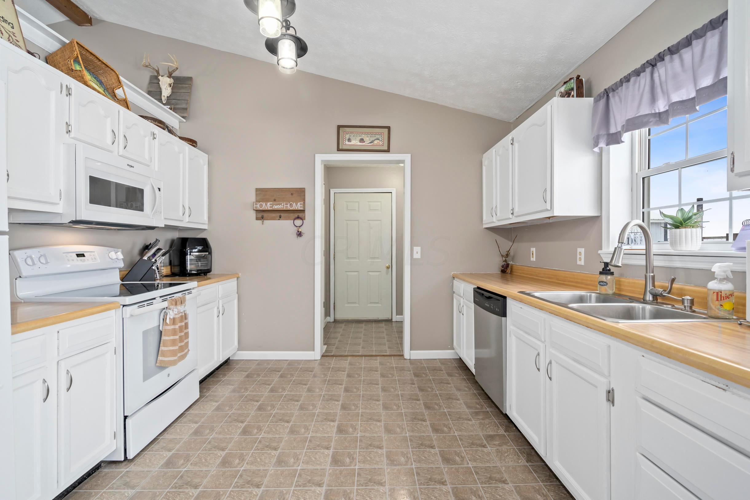 11730 Monroe Road Leesburg, OH 45135 - Photo 11 of 27 Gallery Image 11