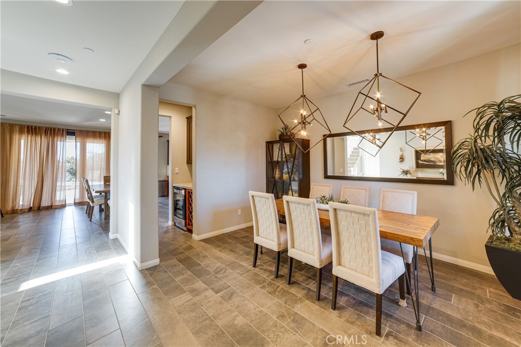 1653 Lucas Lane Redlands, CA 92374 - Photo 5 of 24