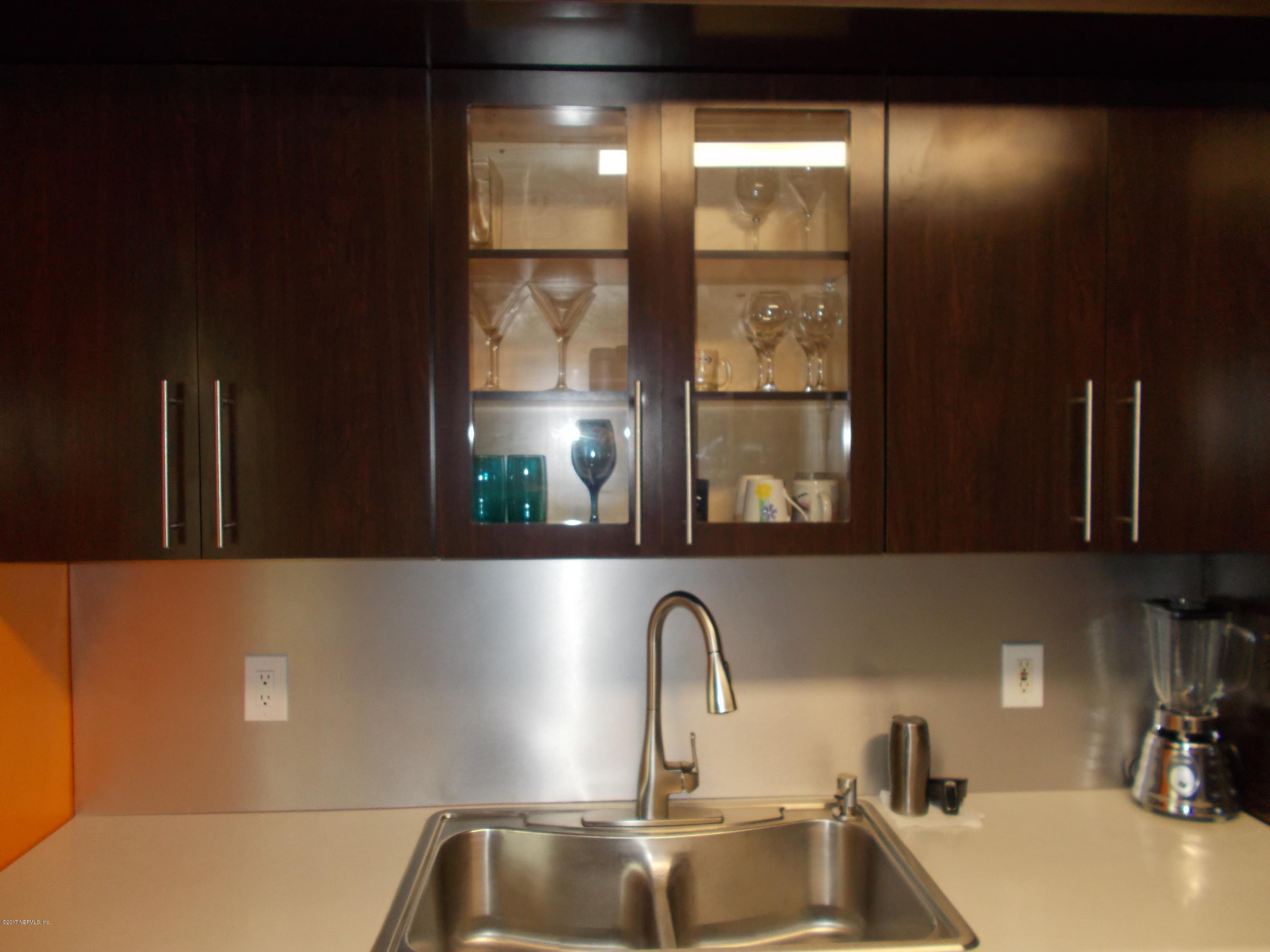 Kitchen 4