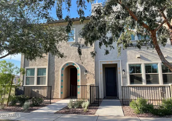 $2,395 | 1959 East Hampton Lane, Unit 101, Gilbert, AZ 85295