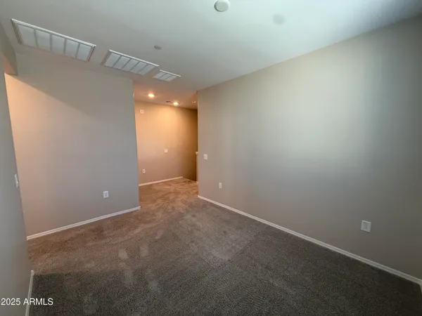 $2,395 | 1959 East Hampton Lane, Unit 101, Gilbert, AZ 85295