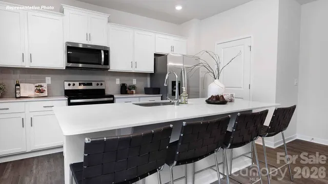 $307,500 | 470 Janie Loop, Newton, NC 28658