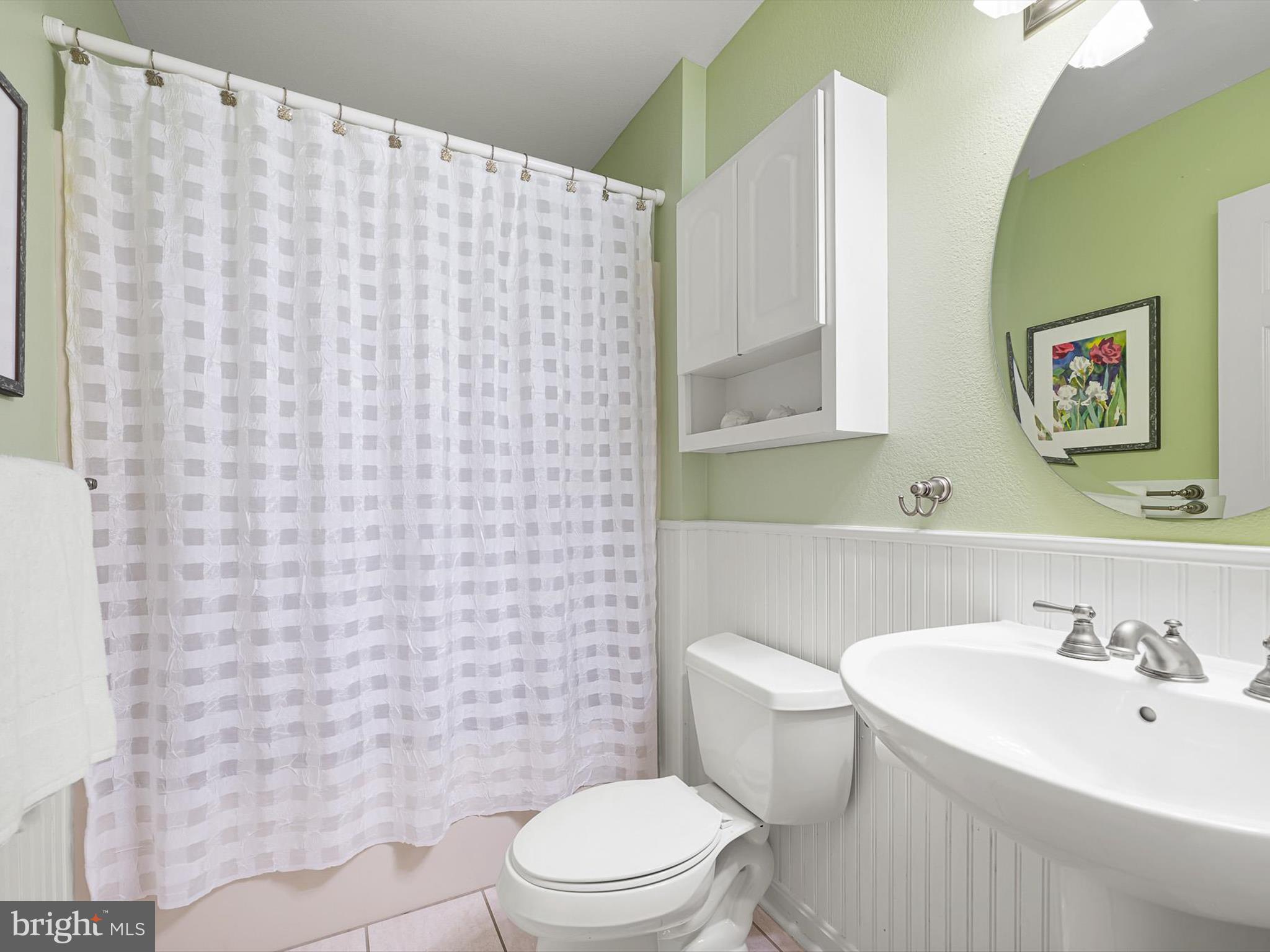 479 Bethany Loop Bethany Beach, DE 19930 - Photo 24 of 57 Guest bath ready for all