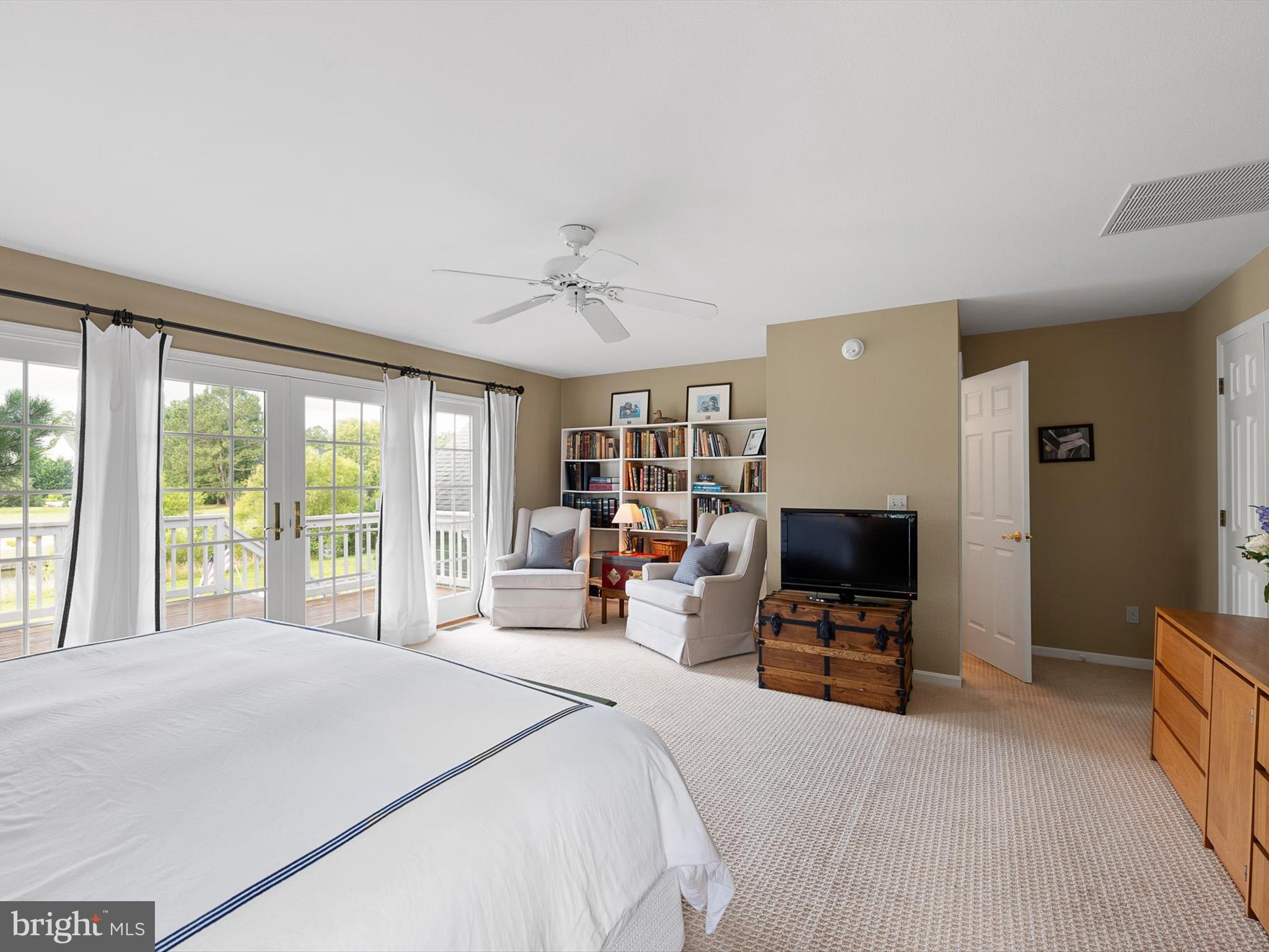 479 Bethany Loop Bethany Beach, DE 19930 - Photo 27 of 57 Whatever you could want, it fits in this space!