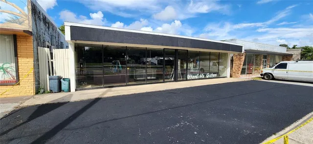 $3,000 | 111 North Summit Street, Crescent City, FL 32112