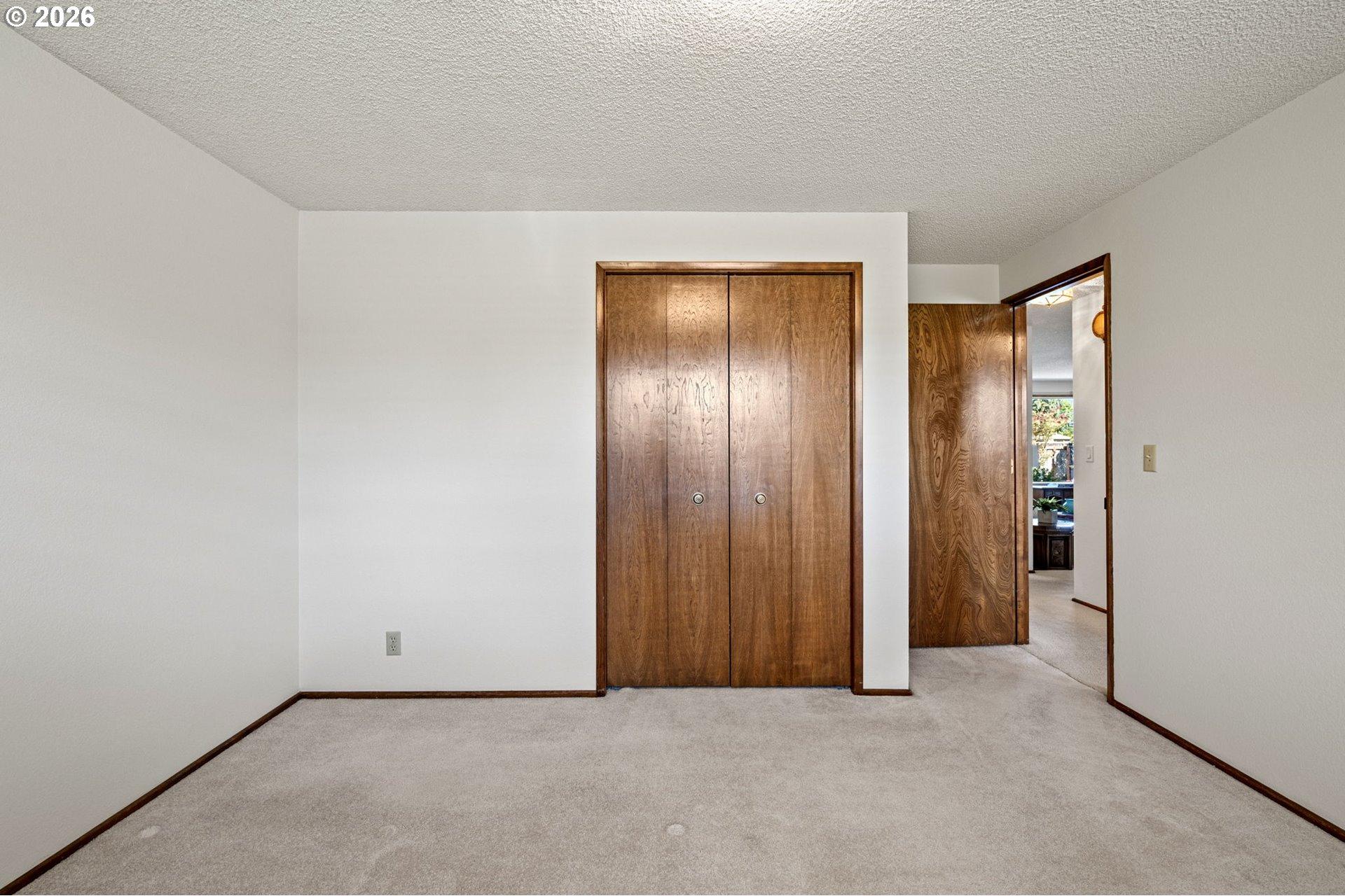 2184 Loch Drive Springfield, OR 97477 - Photo 37 of 47 Bedroom