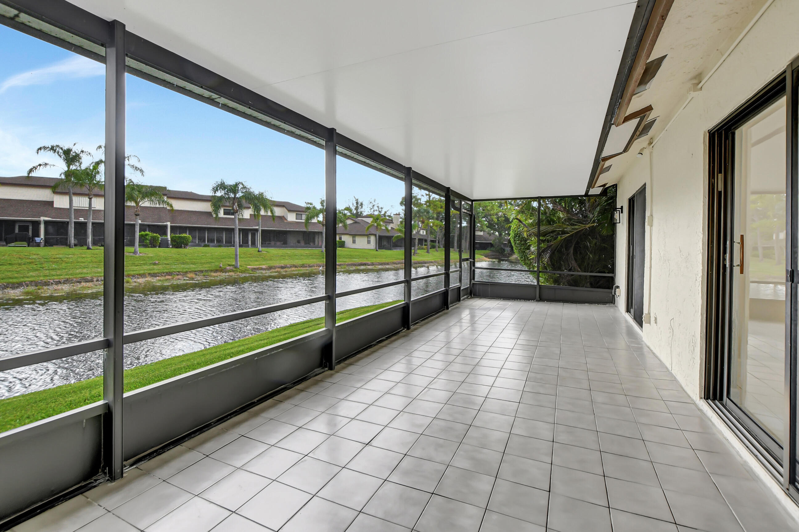 20933 Boca Ridge Drive South Boca Raton, FL 33428 - Photo 29 of 38 28_ebf_0746