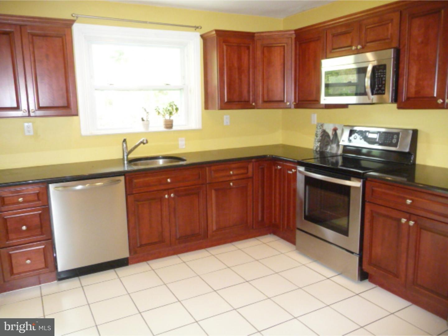 1832 Pine Road Huntingdon Valley, PA 19006 - Photo 9 of 23